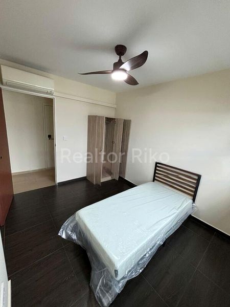 5 Bed Corner Terrace (Landed) for Sale in  Flower Road - Image 3